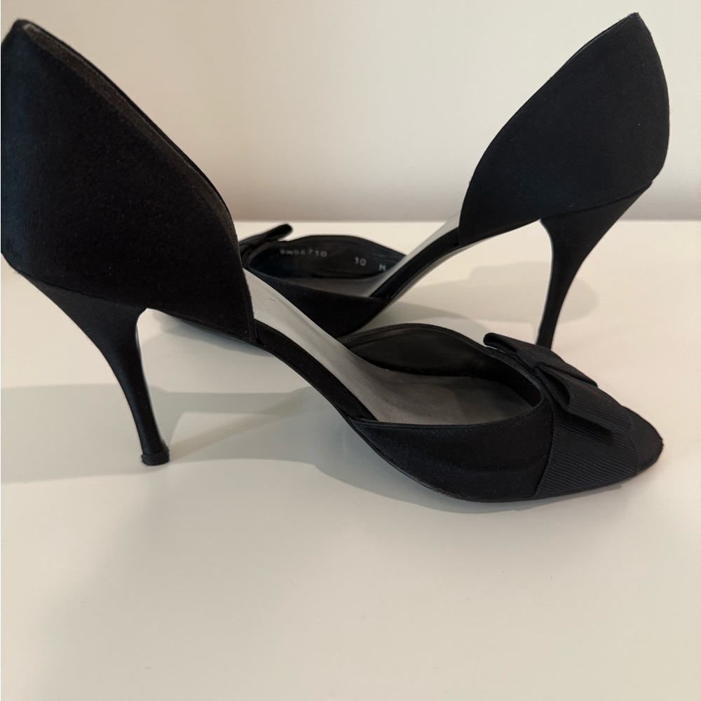 Stuart Weitzman Black Heels with Peep Toe Satin Bow